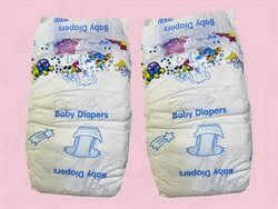 中国工厂低价定制婴儿纸尿片舒适透气柔软一次性尿布拉拉裤